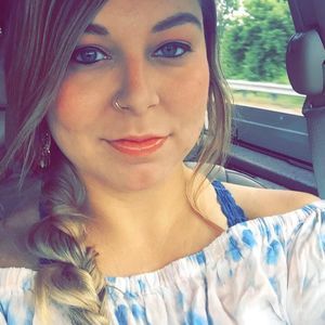 Meet your Posher, Candace